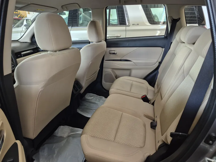 2020 Mitsubishi Outlander GLX