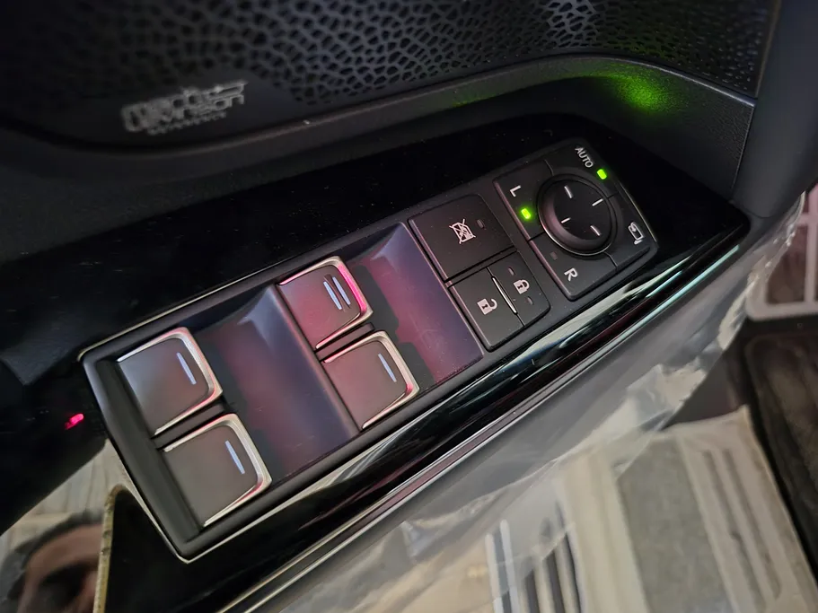 2025 Lexus LX 600 FF F-Sport