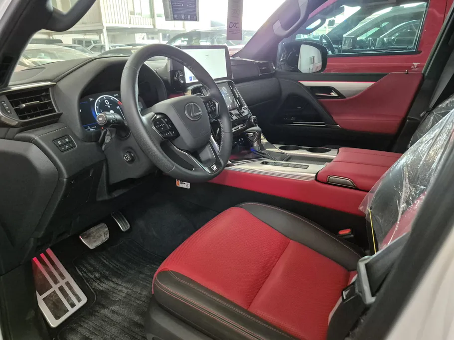 2025 Lexus LX 600 FF F-Sport