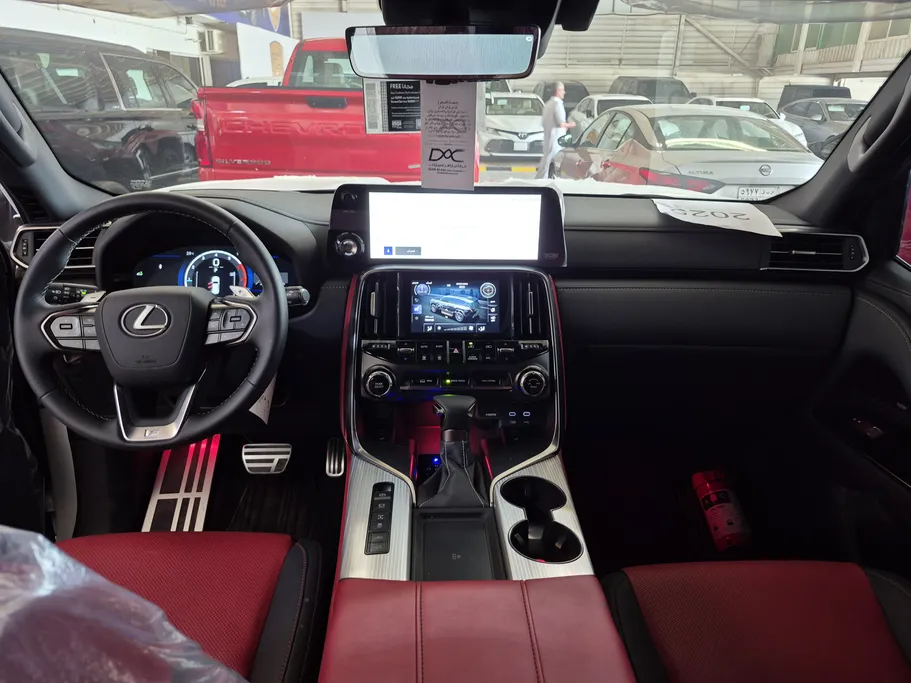 2025 Lexus LX 600 FF F-Sport