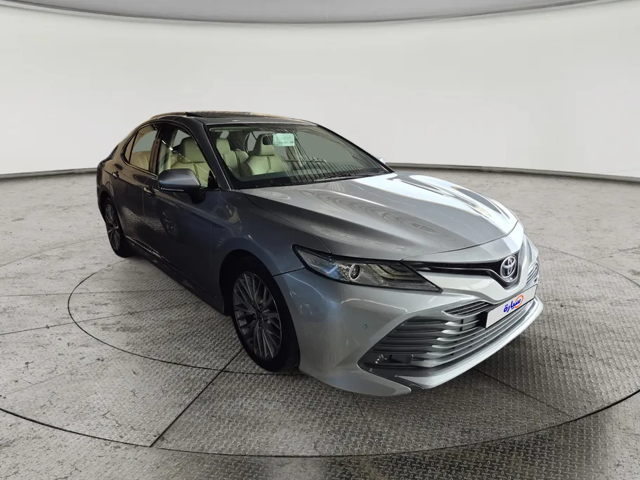 تويوتا كامري SE 2020 