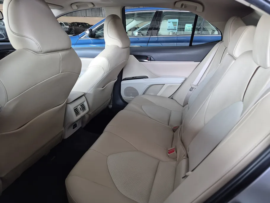 تويوتا كامري SE 2020 