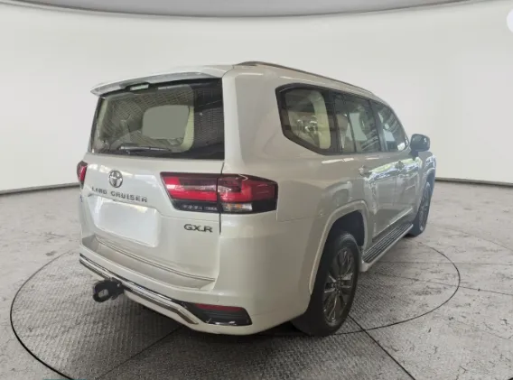 2023 Toyota Land Cruiser GXR4 