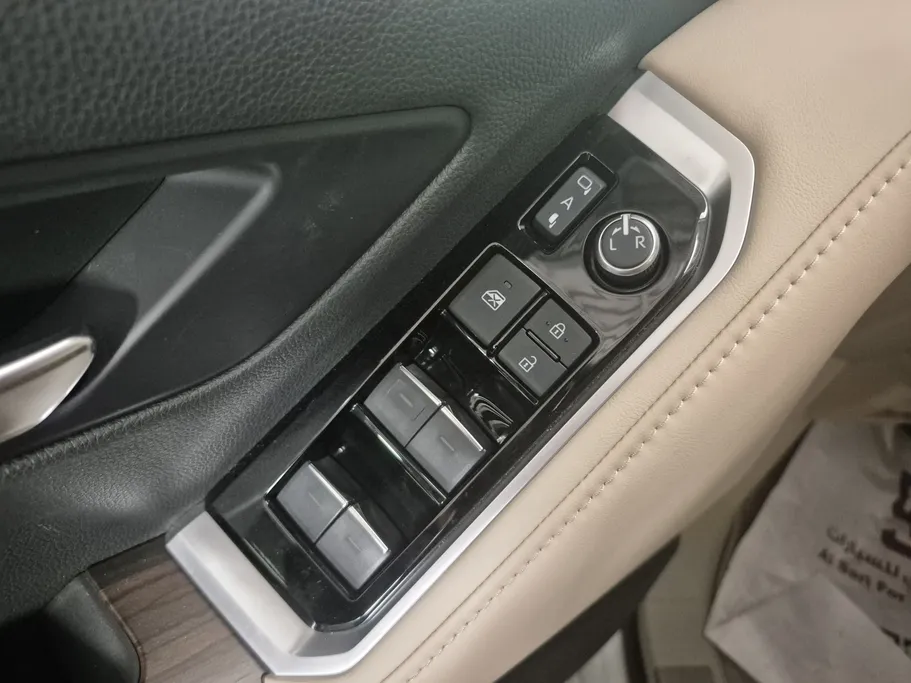 2023 Toyota Land Cruiser GXR4 