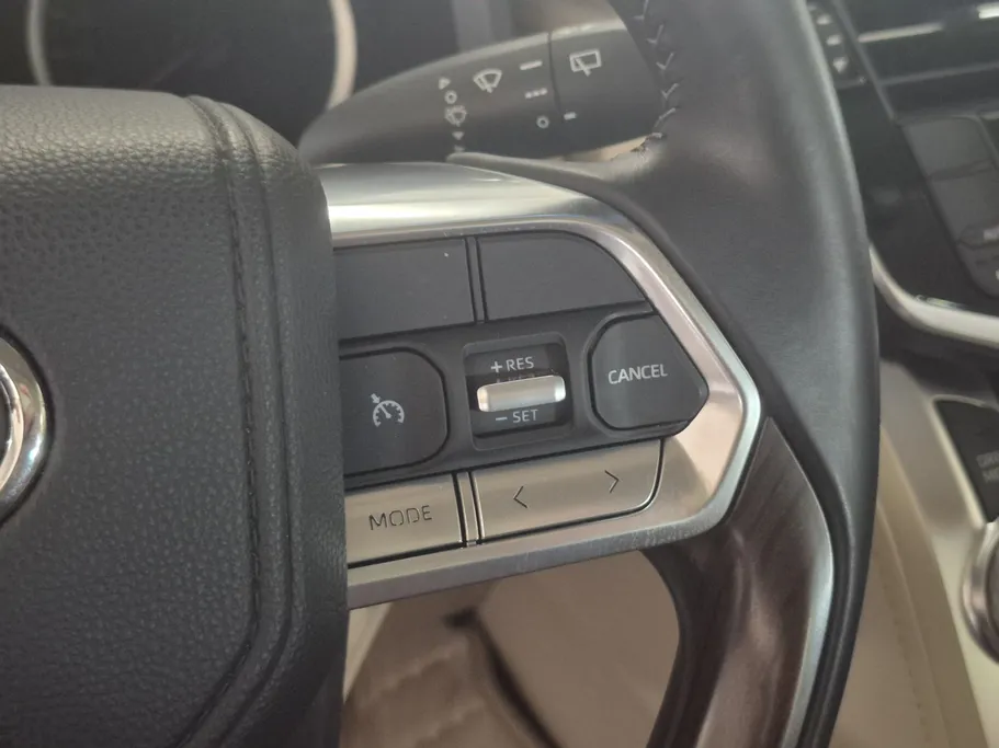 2023 Toyota Land Cruiser GXR4 