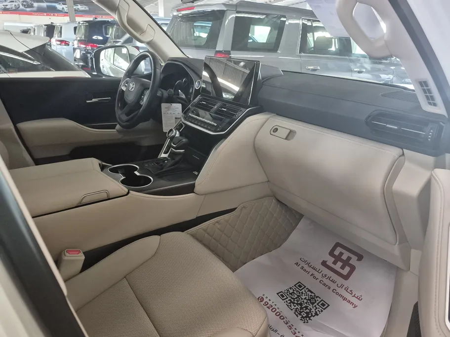 2023 Toyota Land Cruiser GXR4 