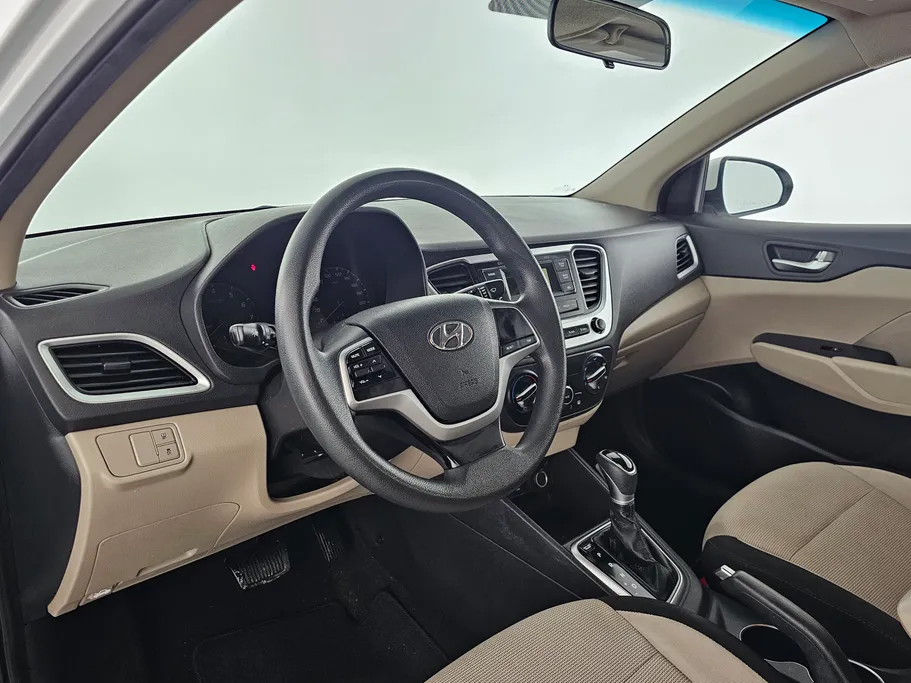 هيونداي اكسنت سمارت 2022