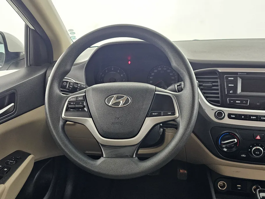 هيونداي اكسنت سمارت 2022