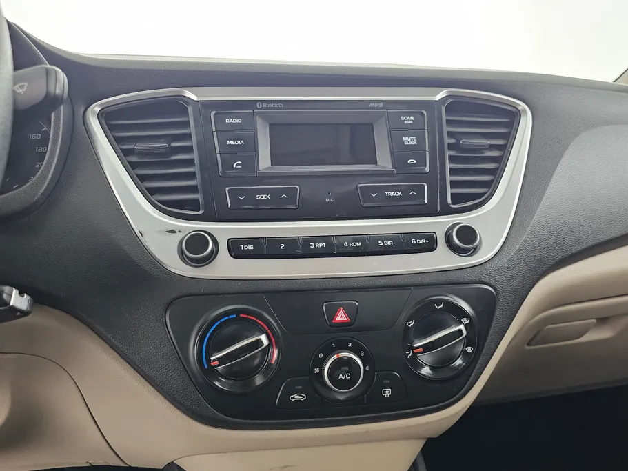 هيونداي اكسنت سمارت 2022