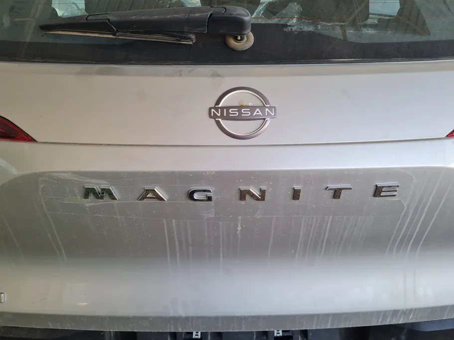 نيسان ماجنايت S 2025 