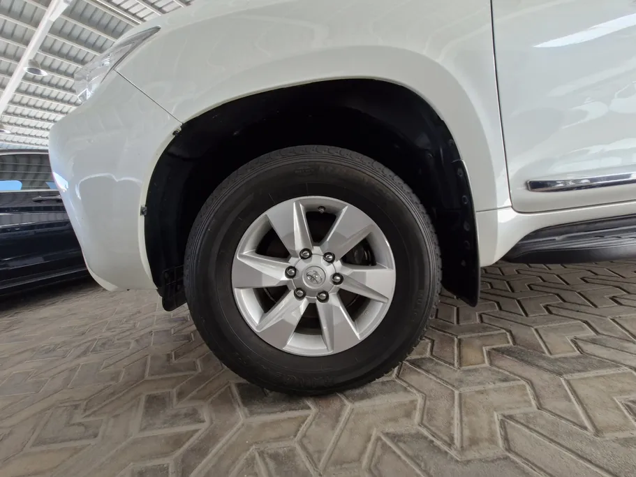 2019 Toyota Prado TXL