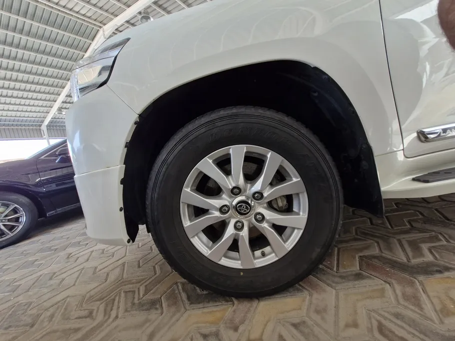 تويوتا لاندكروزر GXR 2018