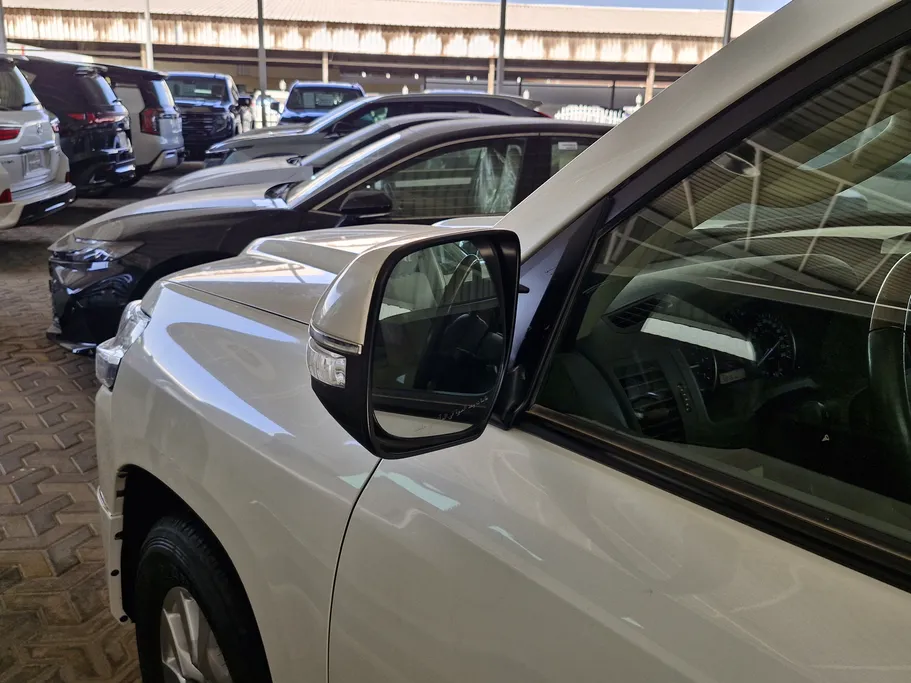 تويوتا لاندكروزر GXR 2018