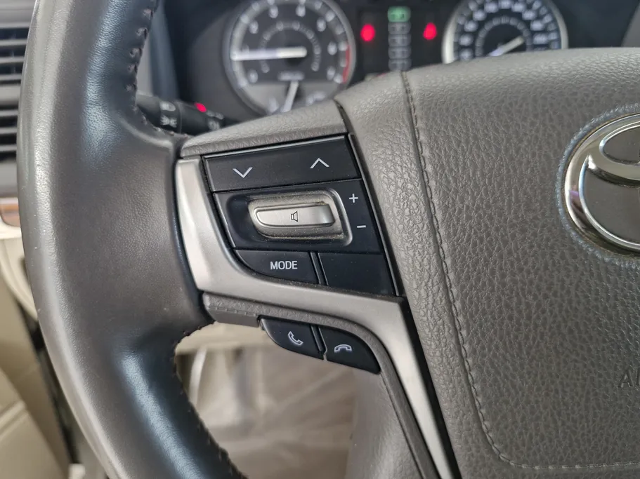 تويوتا لاندكروزر GXR 2018