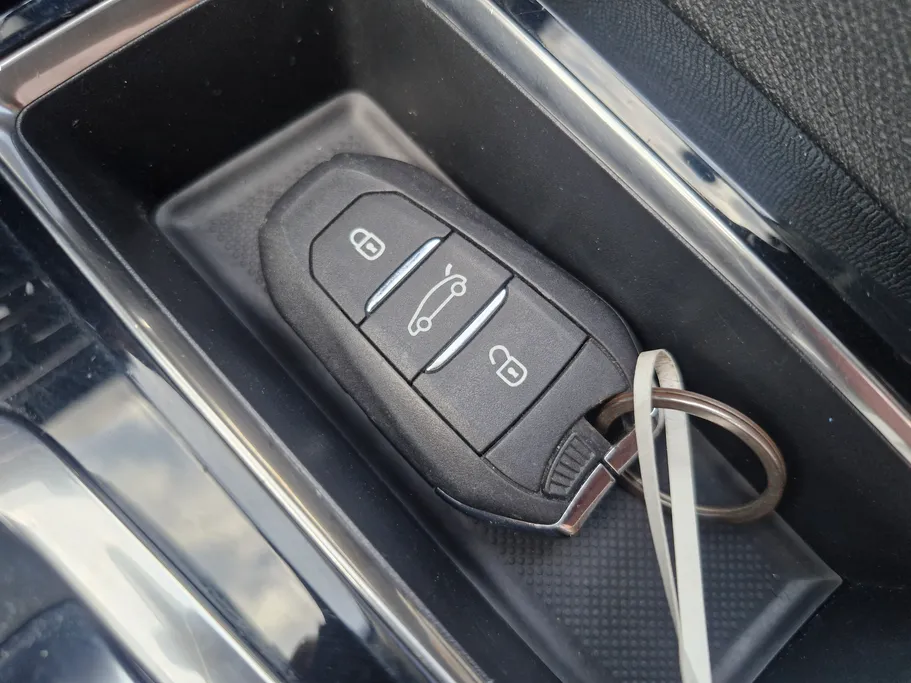 بيجو 3008 Allure 2023 