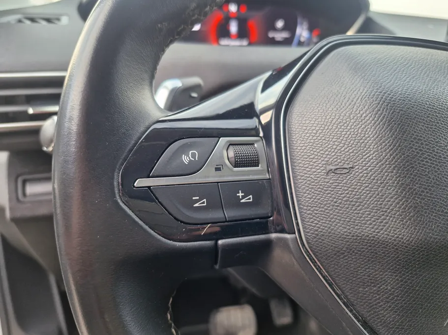 بيجو 3008 Allure 2023 