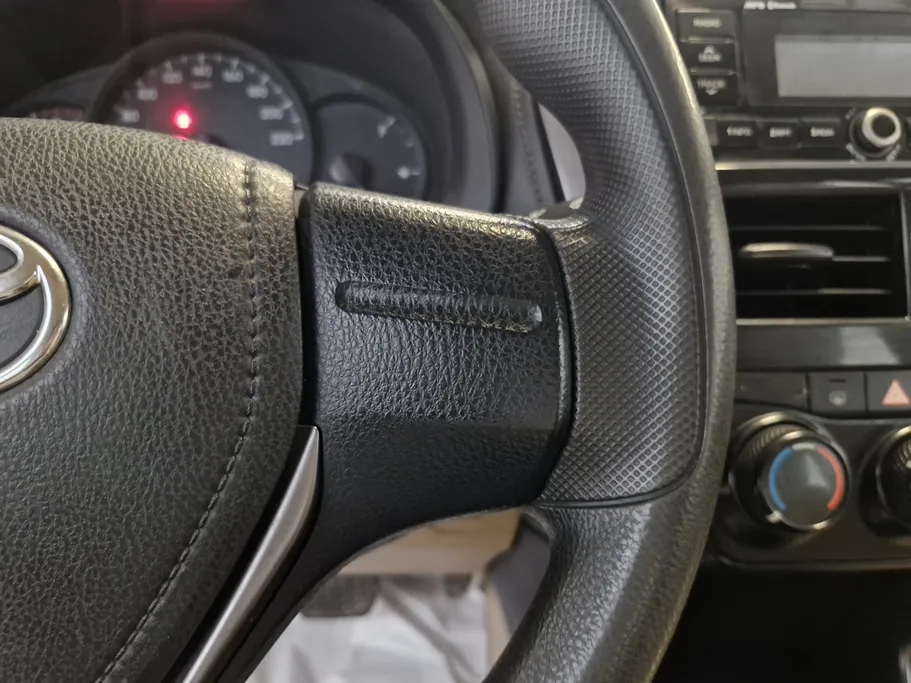 تويوتا يارس Y FLT 2022 