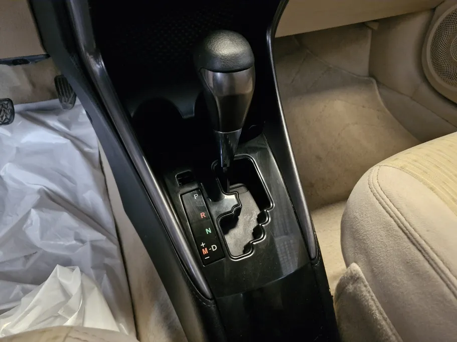 تويوتا يارس Y FLT 2022 