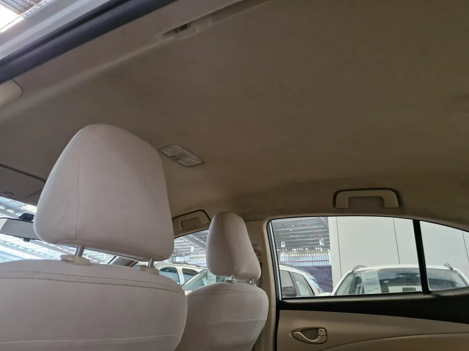 تويوتا يارس Y FLT 2022 