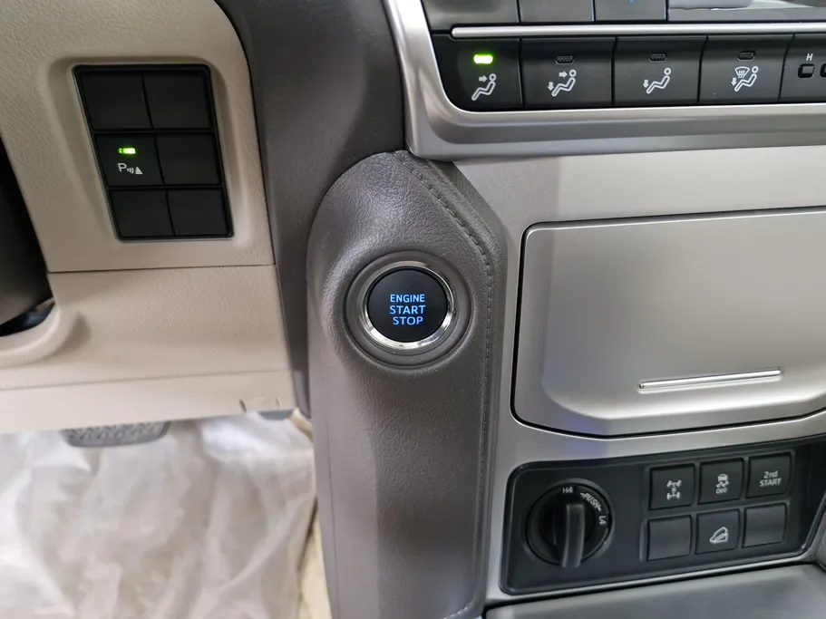 تويوتا برادو TXL 2023