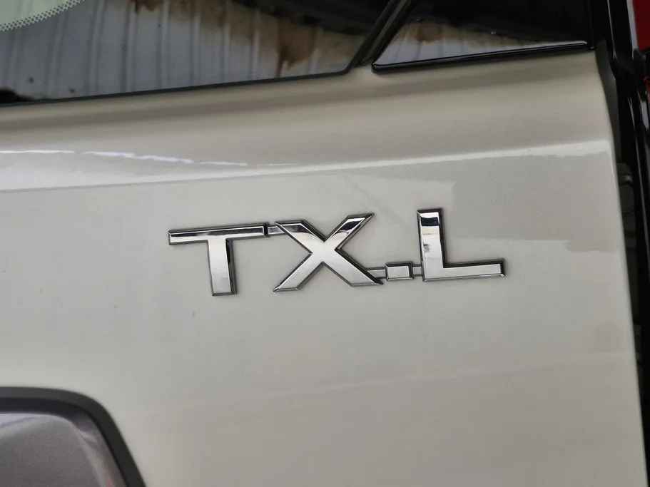 تويوتا برادو TXL 2023