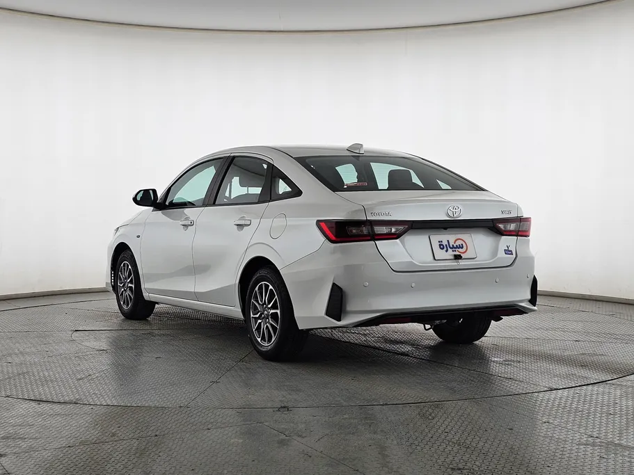 2023 Toyota Yaris  Y