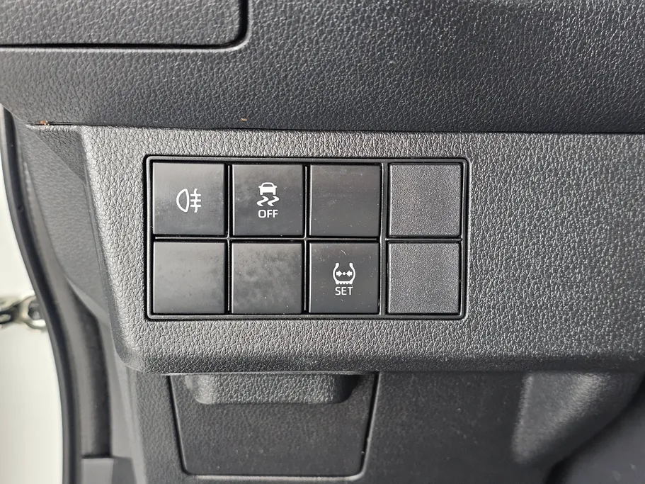 2023 Toyota Yaris  Y