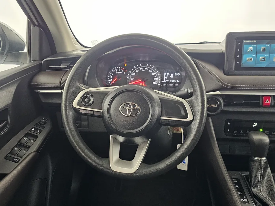 2023 Toyota Yaris  Y