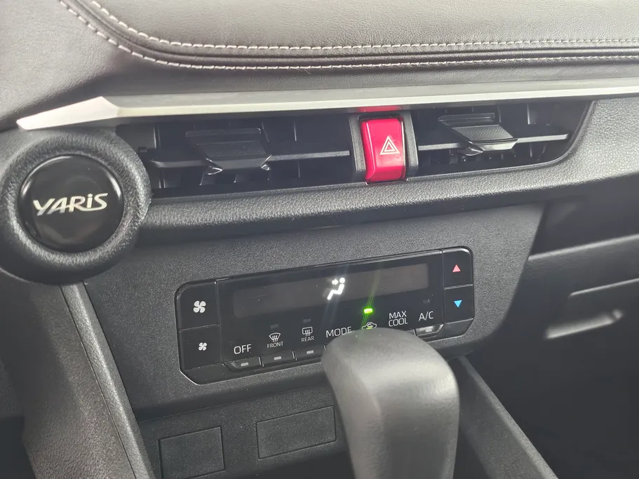 2023 Toyota Yaris  Y