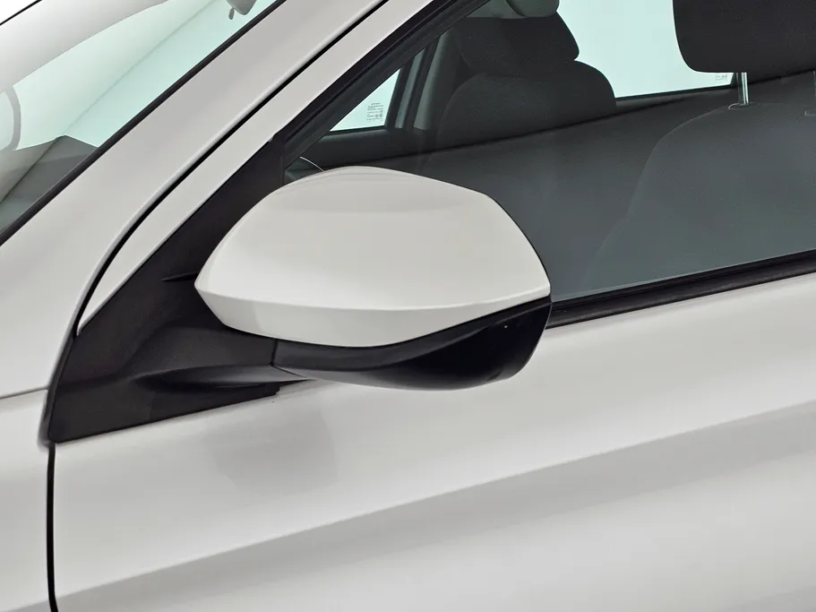 2023 Toyota Yaris  Y