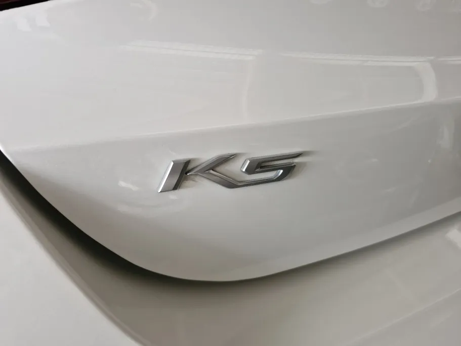 2022 Kia K5 LX 