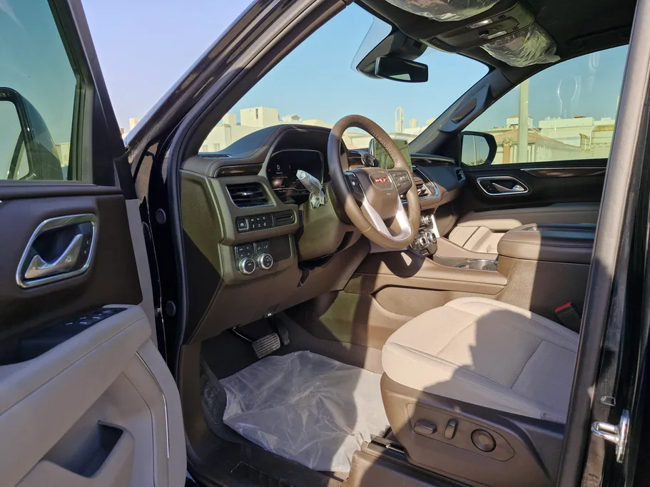 جي إم سي  يوكن SLE 2024