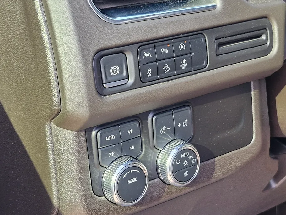 جي إم سي  يوكن SLE 2024