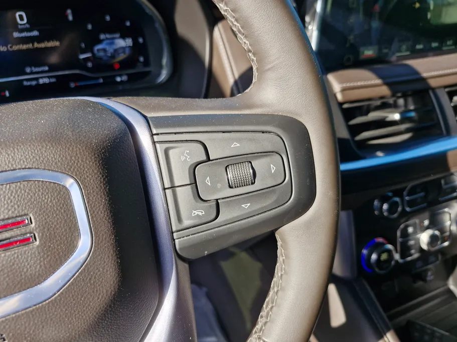 جي إم سي  يوكن SLE 2024