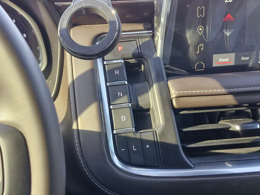 جي إم سي  يوكن SLE 2024