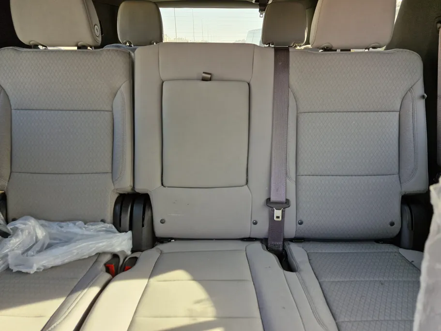 جي إم سي  يوكن SLE 2024