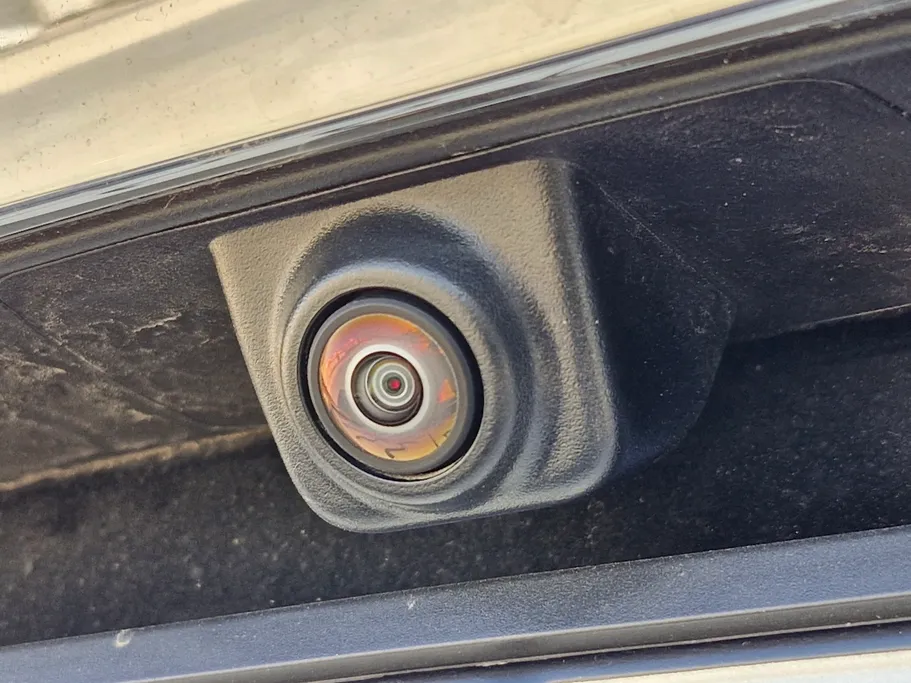 جي إم سي  يوكن SLE 2024