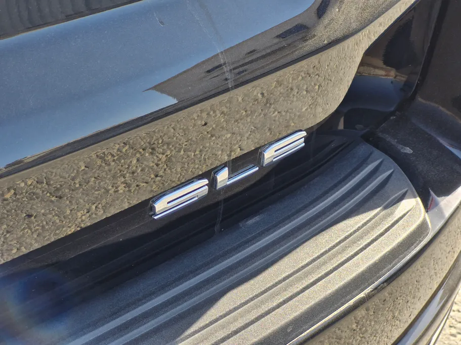 جي إم سي  يوكن SLE 2024