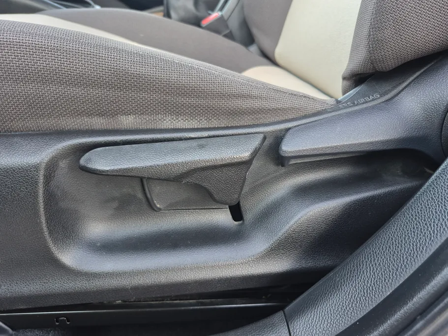 تويوتا كورولا XLI 2023