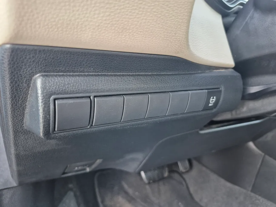 تويوتا كورولا XLI 2023