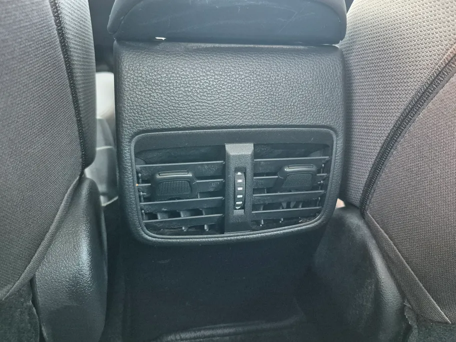 تويوتا كورولا XLI 2023