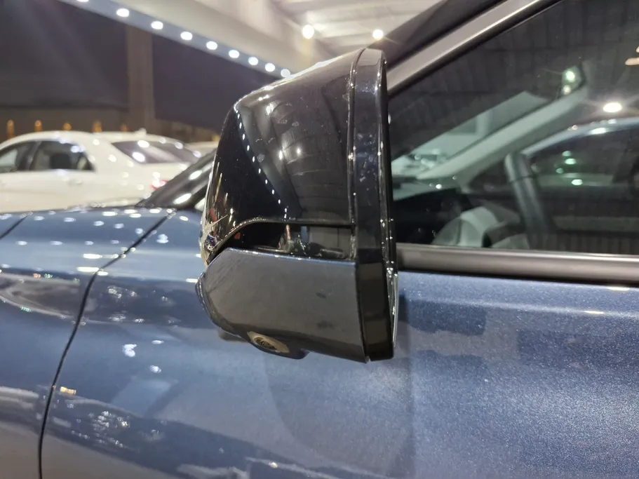 فورد تورس تيتانيوم 2025 