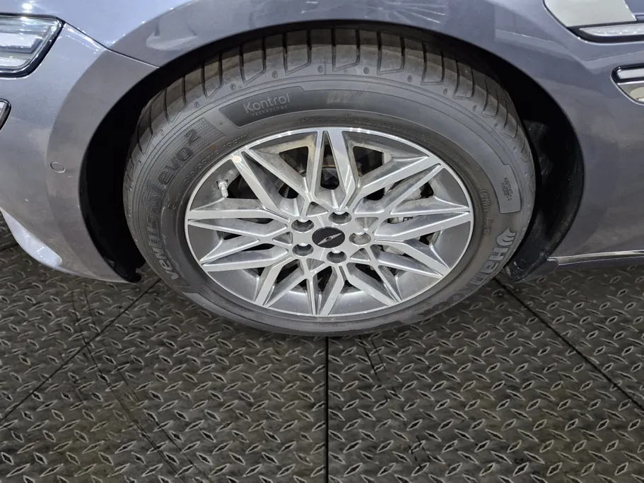 جينيسيس G80 PRESTIGE 2025 