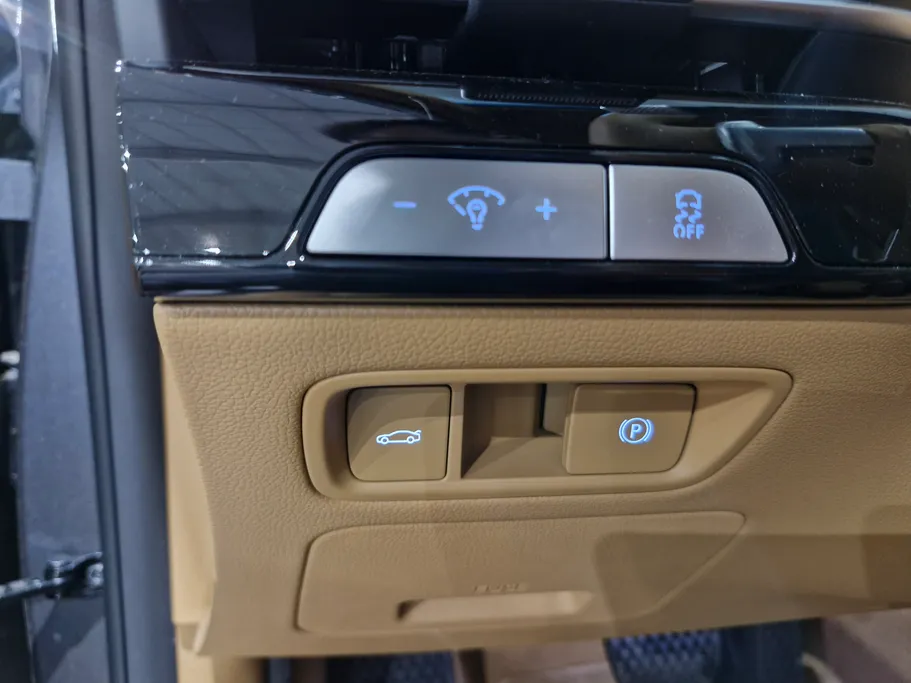 جينيسيس G80 PRESTIGE 2025 