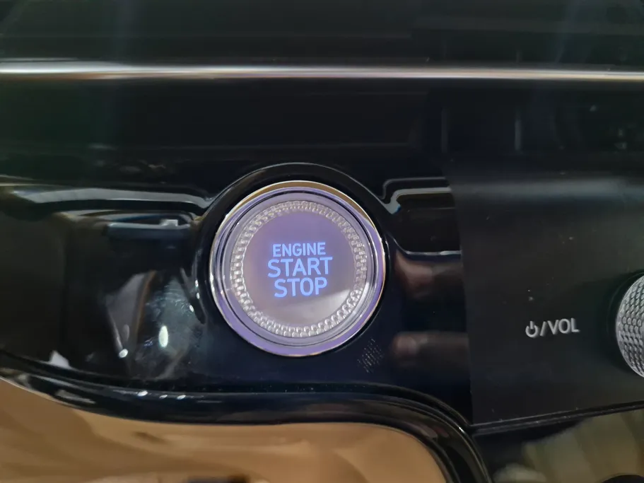 جينيسيس G80 PRESTIGE 2025 