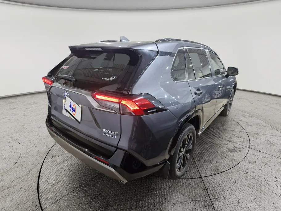 2024 Toyota RAV4 XLE HEV