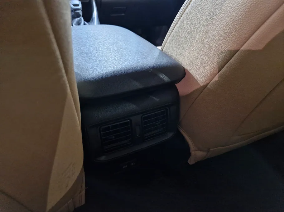 2024 Toyota RAV4 XLE HEV