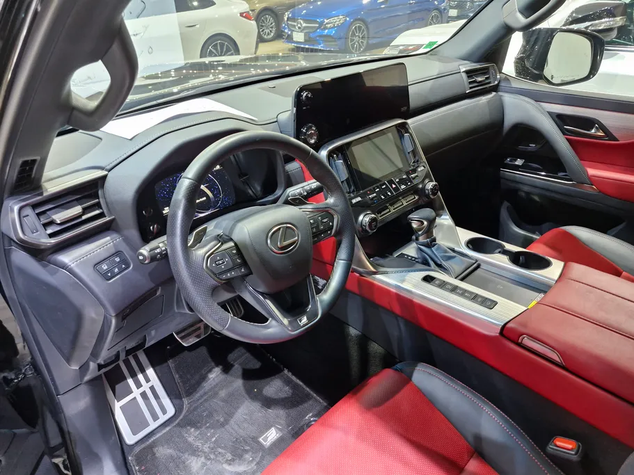 2024 Lexus LX 600 FF F-Sport 