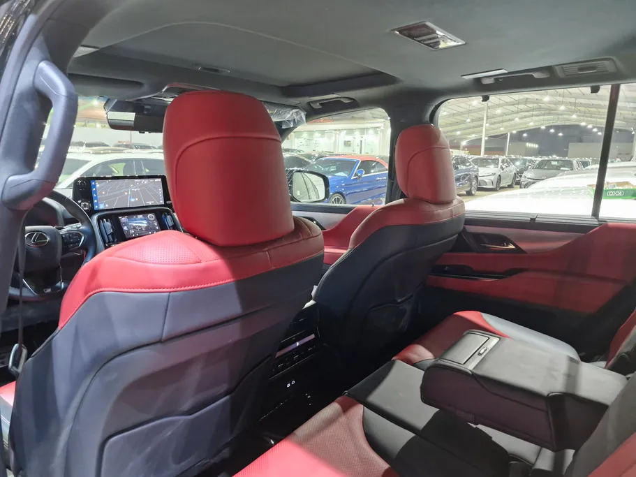 2024 Lexus LX 600 FF F-Sport 