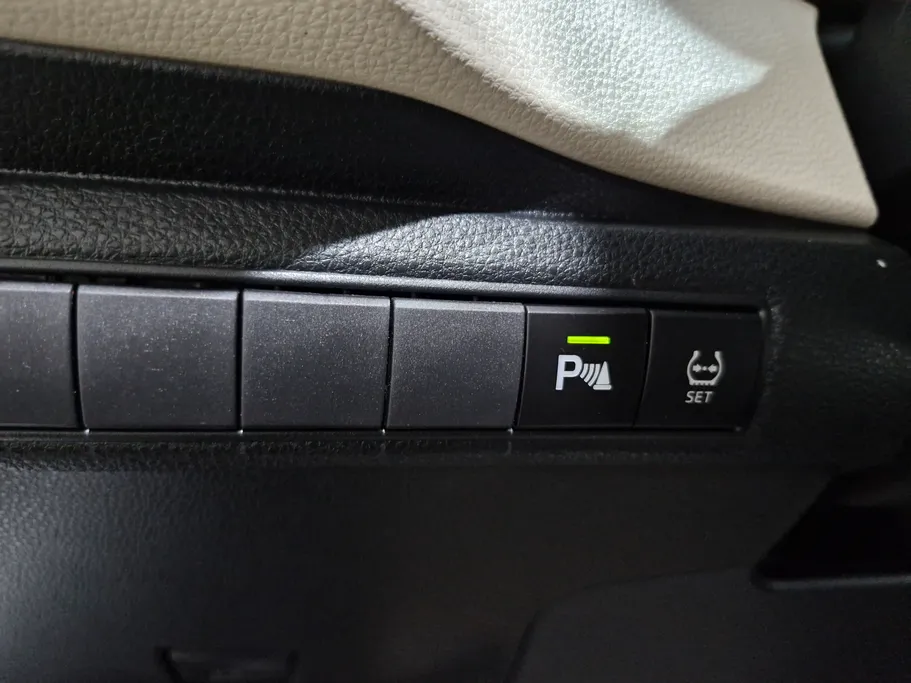 2024 Toyota Corolla XLI 